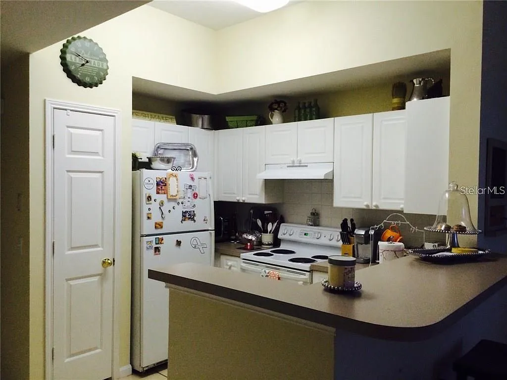2 bed, 2.0 bath, 1122 sqft, $2,350 — Photo 2