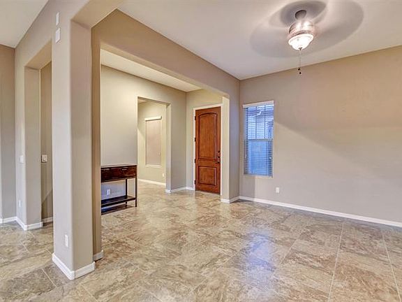 5th image of 1060 E Clifton Ave
