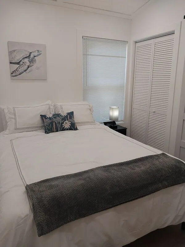 1 bed, 1.0 bath, 336 sqft, $1,150 — Photo 3