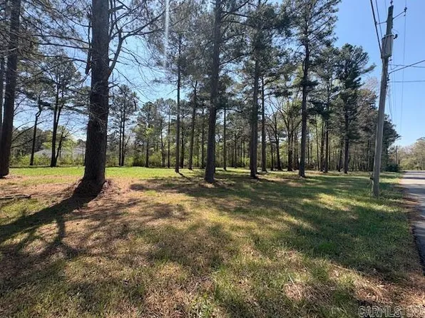 Lester Dr, Hope, AR 71801