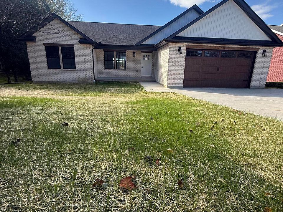1st image of 110 Liza Ln