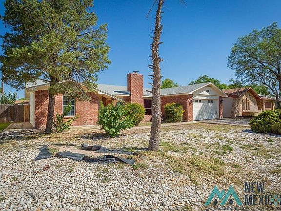 2nd image of 703 E Mescalero Rd