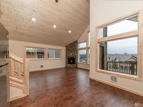 4th image of 30 Rockrose Dr