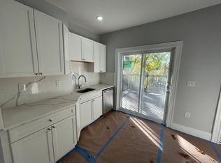 371 Beacon St #4, Somerville, MA 02143