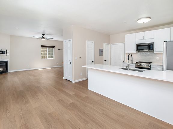 5th image of 477 Calle Elegante