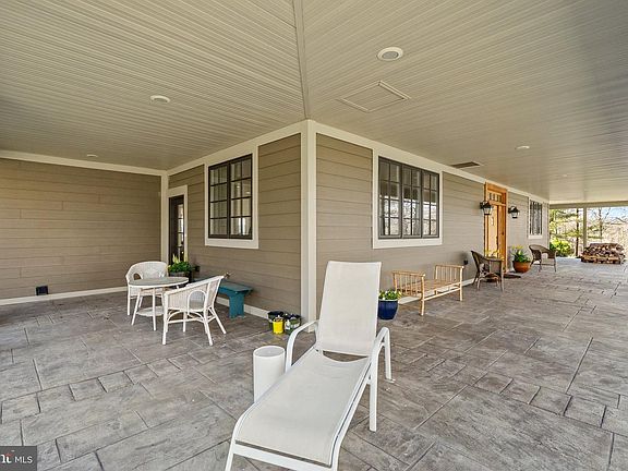 5th image of 24200 E Hancock Rd