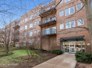 1300 Central St APT 201, Evanston, IL