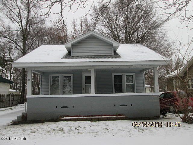 1st image of 35 32nd St SE