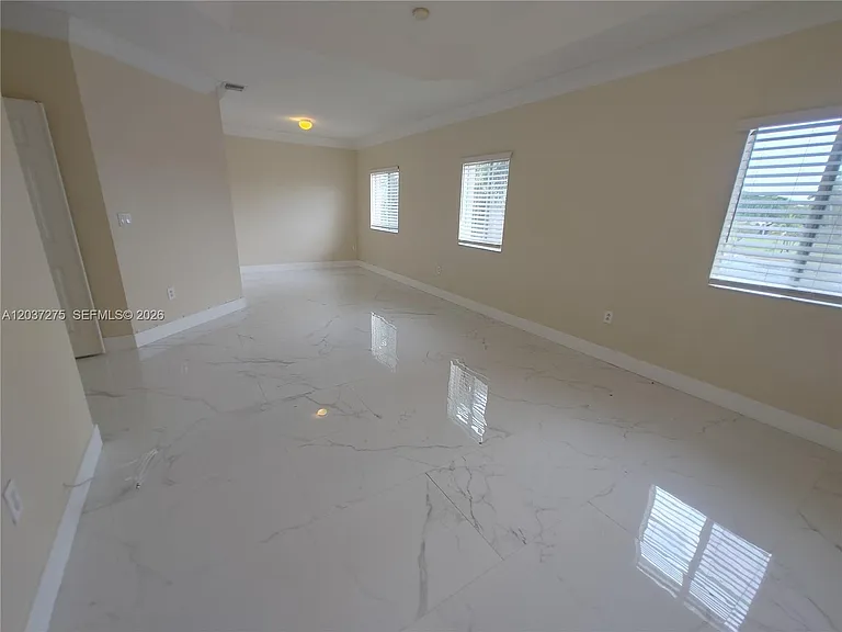 21892 SW 95th Pl — Photo 15