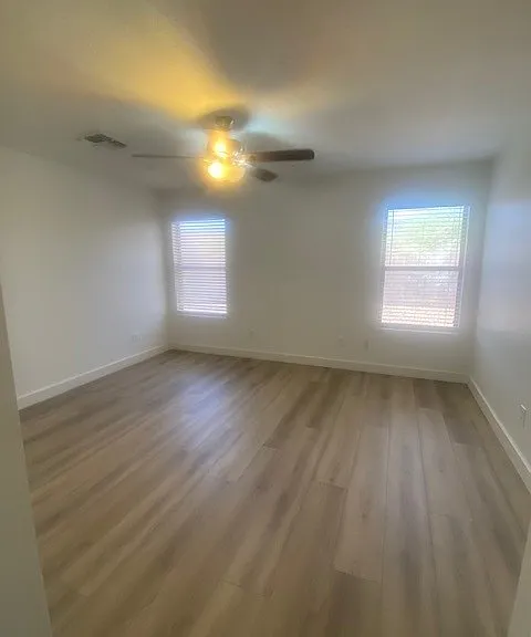 5261 E Flower Ave — Photo 5