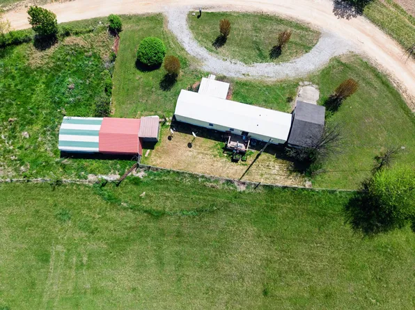 123 E Richview Rd, Cumberland City, TN 37050