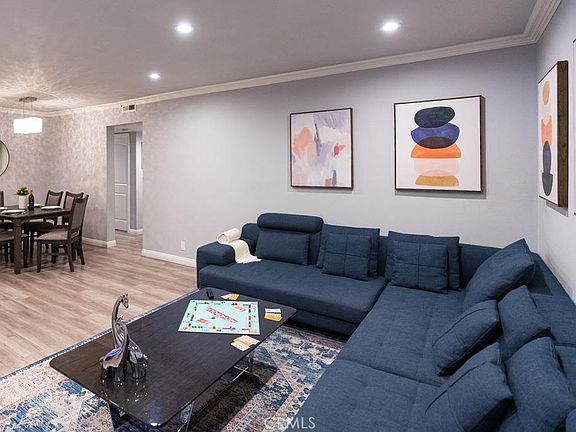 4th image of 4358 Mammoth Ave APT 2