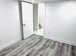 24 Dunvegan Cres #BASEMENT, Brampton, ON L7A 2Y3