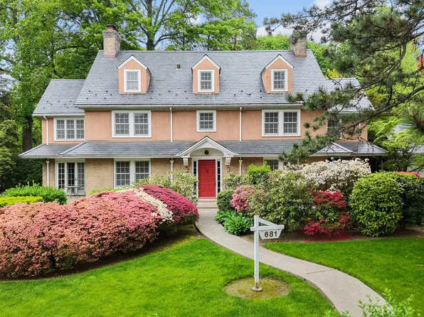 681 W 231st Street, Bronx, NY 10463