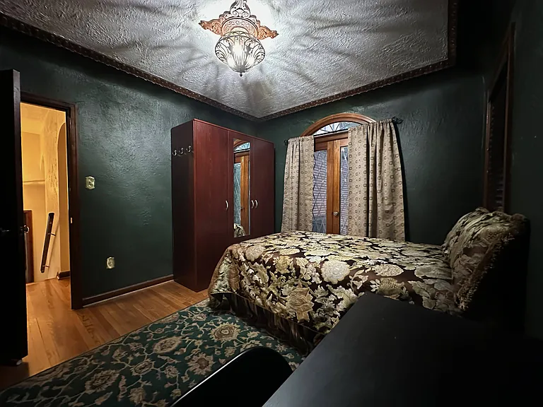 One of two available furnished bedrooms