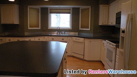 4th image of 3208 Monterey Ave