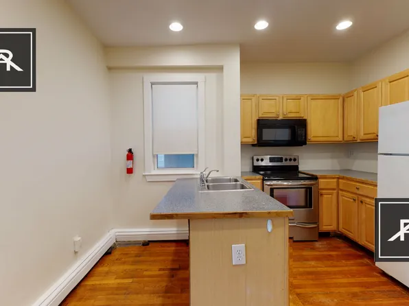 17 Linden St #2, Allston, MA 02134