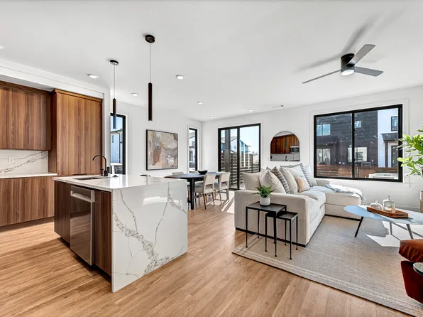 1110 Emilia Ave, Lowell, AR 72745