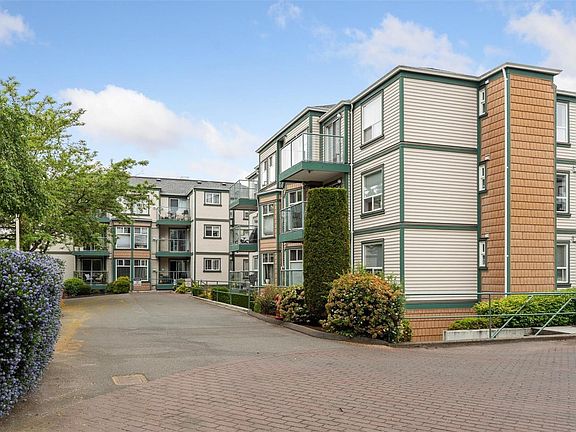 2nd image of 894 Vernon Ave #112