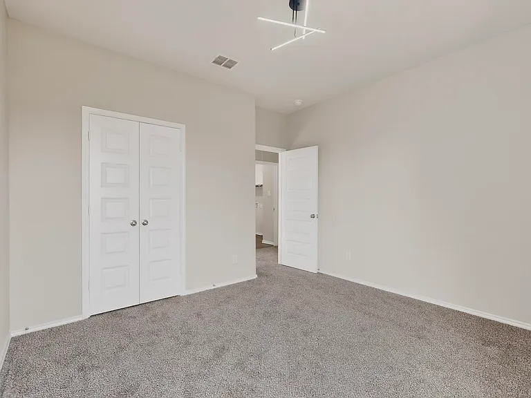 10422 Green Lake Dr — Photo 14