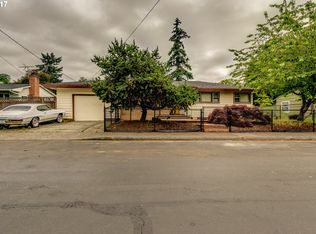 10121 SE Long St, Portland, OR 97266