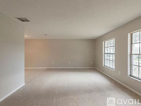 5th image of 1835 Pearwood Ct