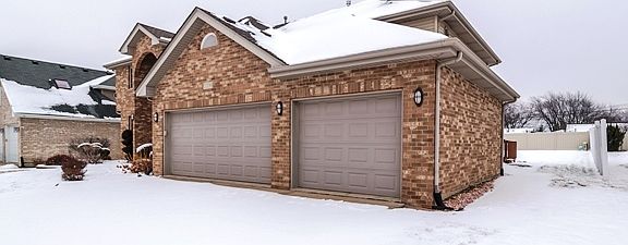 4th image of 22139 Meadow Lake Pl