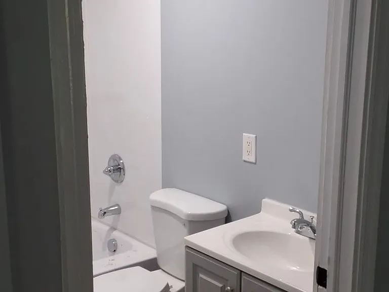 74 Highview Ter — Photo 5