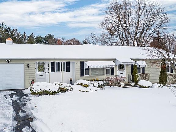 2nd image of 19 Leawood Dr