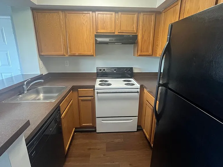 728 Executive Center Dr #29-5-29 — Photo 1