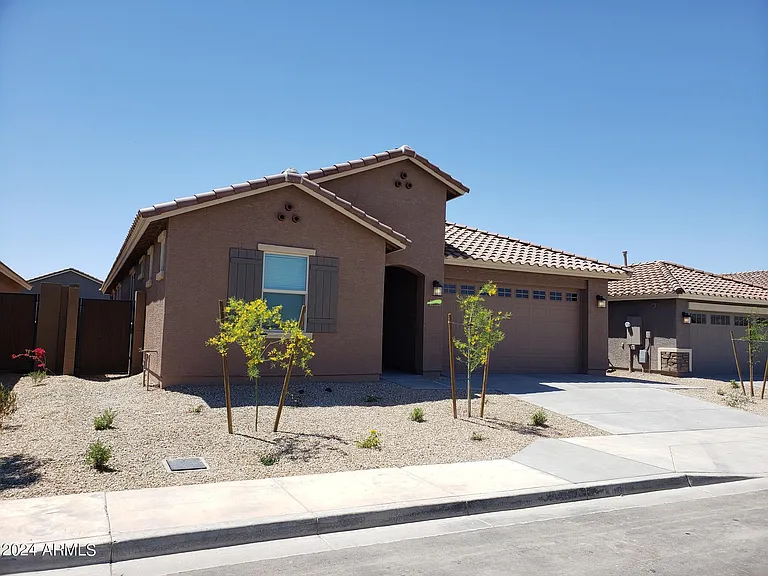 4206 S 96th Ln — Photo 1