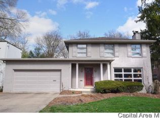 2130 Sylvan Rd, Leland Grove, IL 62704