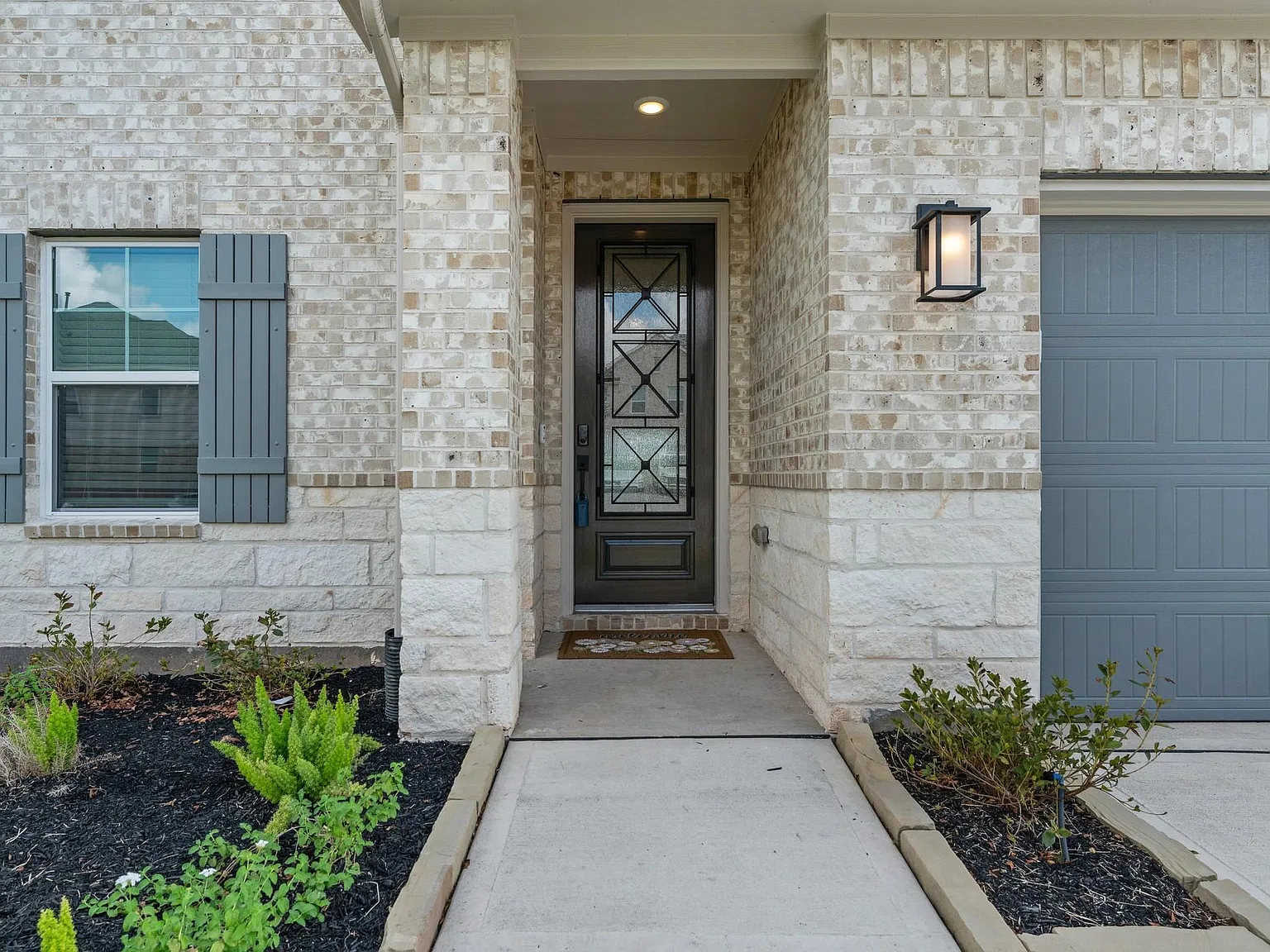 5 bed, 4.0 bath, 2958 sqft, $2,795 — Photo 3