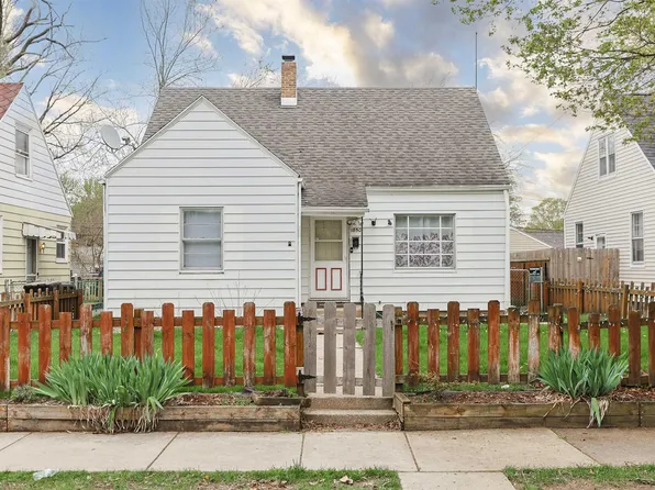 1850 Johnson St, South Bend, IN 46628