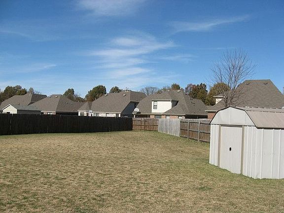 3rd image of 7938 Windersville Dr