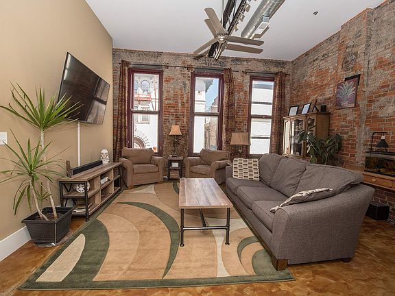 4th image of 216 N 6th St Unit 2A