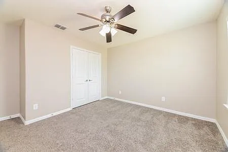 313 Caladium Dr — Photo 9