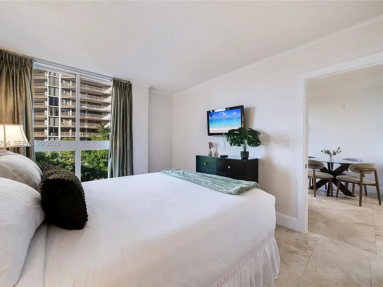 2951 S Bayshore Dr #815 — Photo 10