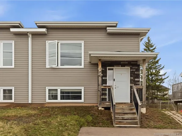 100 Lancefield Cres, Moncton, NB E1E 0E6