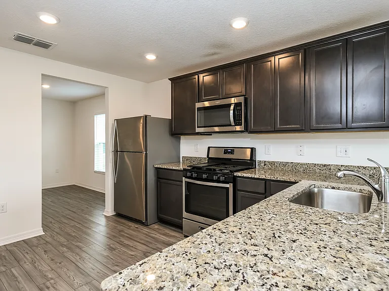 417 Kensington View Dr — Photo 7