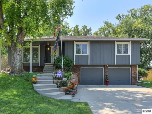 3336 S 157th St, Omaha, NE 68130