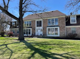 80 Carriage Dr APT 1, Orchard Park, NY 14127