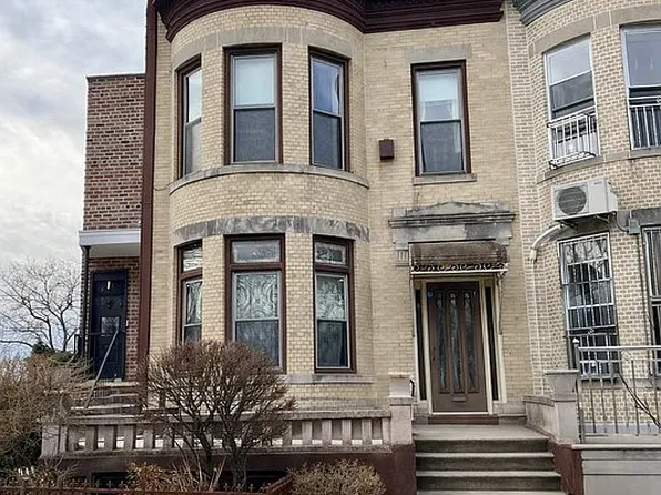 656 77th St, Brooklyn, NY 11209