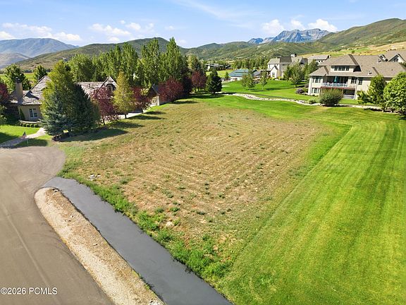 2nd image of 1040 S Mont Blanc Ct