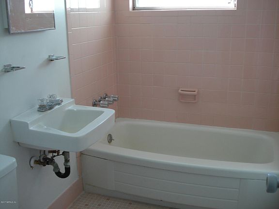 5th image of 428 N 18TH Avenue