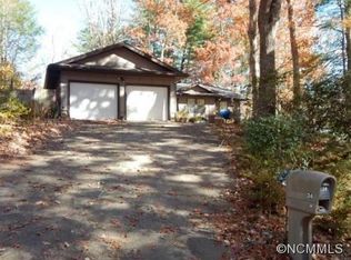 24 Saint Andrews Rd, Arden, NC 28704