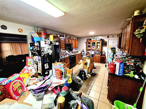 4th image of 822 Henson Rd