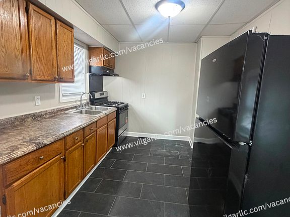 5th image of 308 Fillmore St