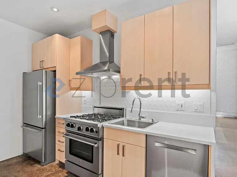 1018 4th Ave #123 — Photo 12