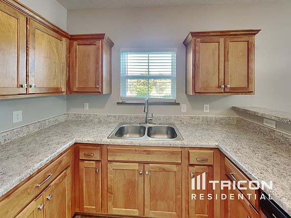 4th image of 1809 Sunray Dr